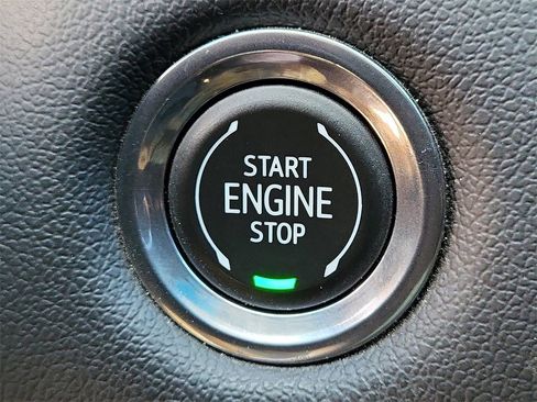 Certified 2023 Chevrolet Colorado LT w/ LT Convenience Package image 26