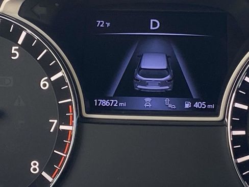 Used 2018 Nissan Pathfinder SL image 23