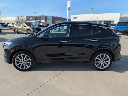 Used 2024 Buick Encore GX Avenir w/ Avenir Technology Package image 3