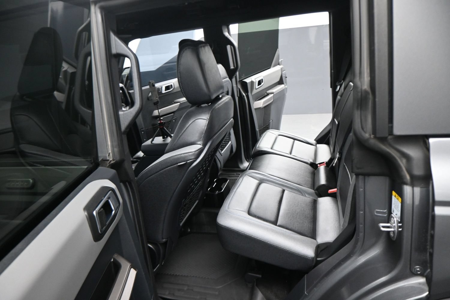 Certified 2023 Ford Bronco Black Diamond AWD/4WD image 3
