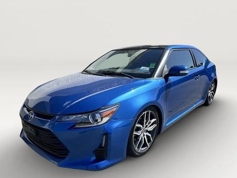 Used 2014 Scion tC FWD image 18