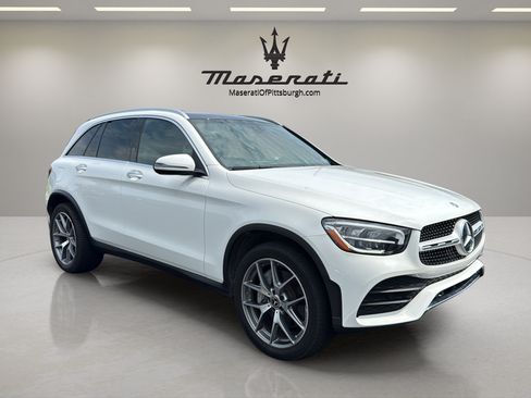 Used 2020 Mercedes-Benz GLC 300 4MATIC image 3