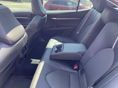 Certified 2022 Toyota Camry XSE FWD image 13