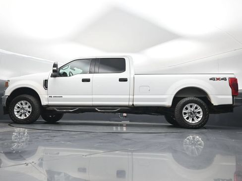Used 2021 Ford F250 XLT w/ XLT Value Package AWD/4WD image 7