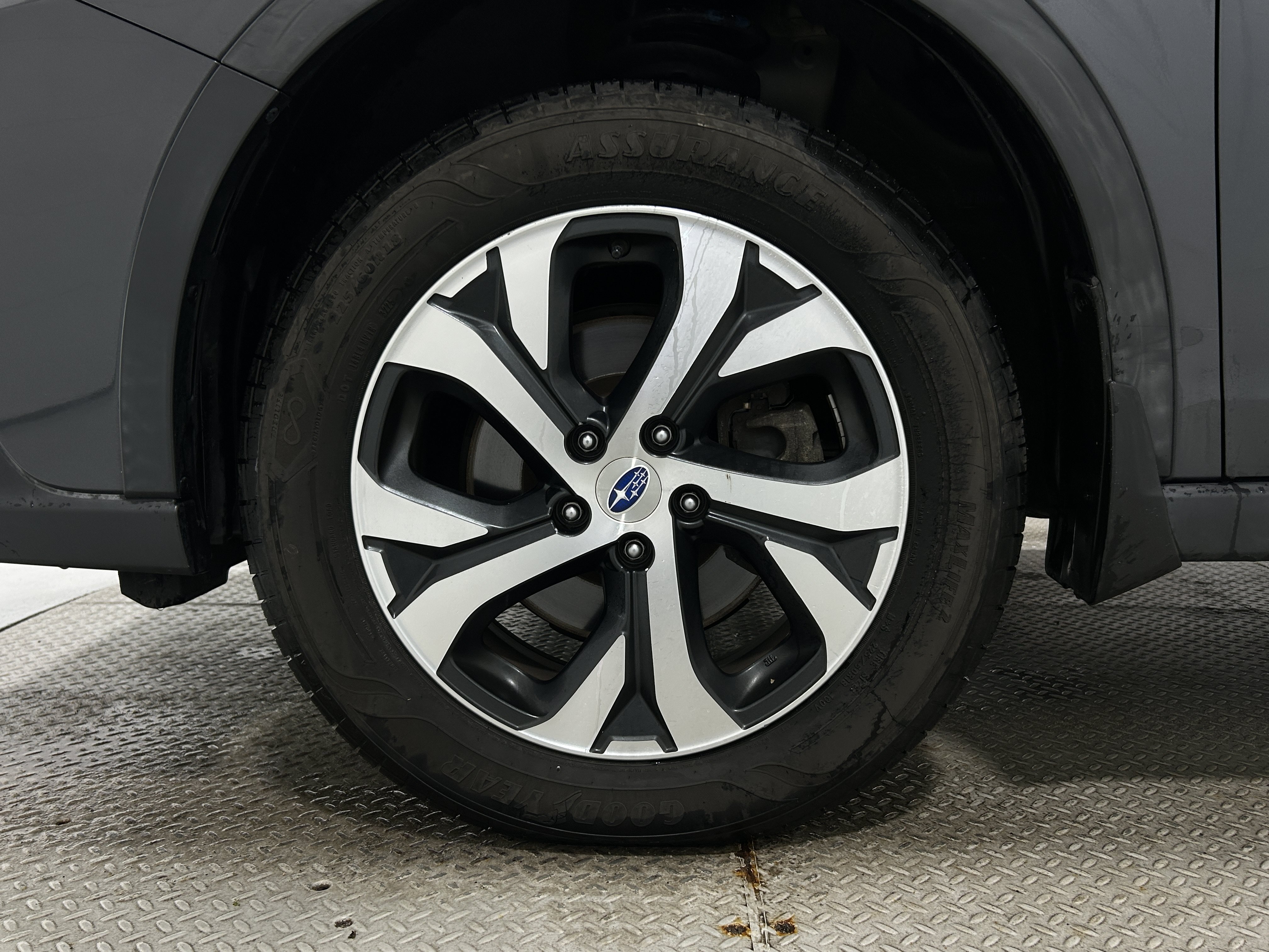 Used 2020 Subaru Outback Touring XT AWD/4WD image 39