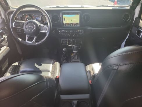 Used 2022 Jeep Wrangler Unlimited Sahara image 13
