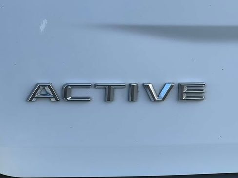 Certified 2025 Ford Expedition Active image 11