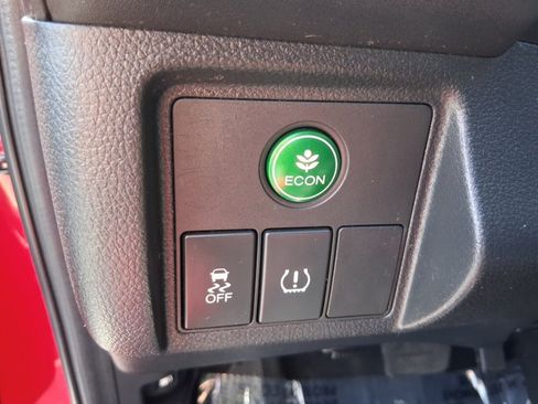 Used 2017 Honda HR-V EX image 17