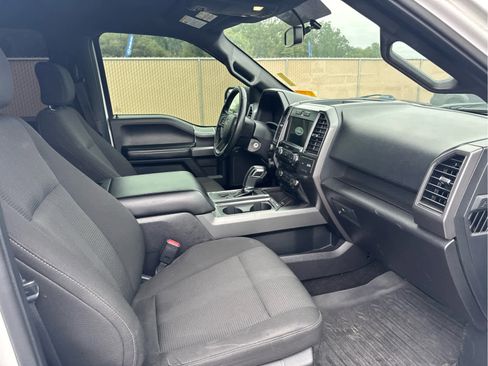 Used 2017 Ford F150 XLT w/ Equipment Group 302A Luxury AWD/4WD image 10