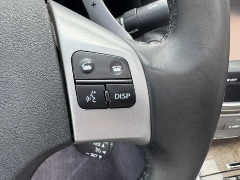 Used 2013 Lexus IS 250C w/ Luxury Pkg RWD image 21