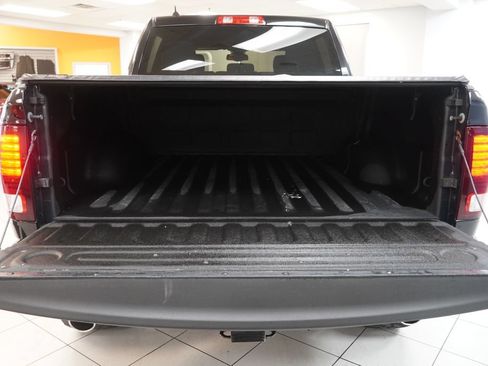 Used 2021 RAM 1500 Warlock AWD/4WD image 9