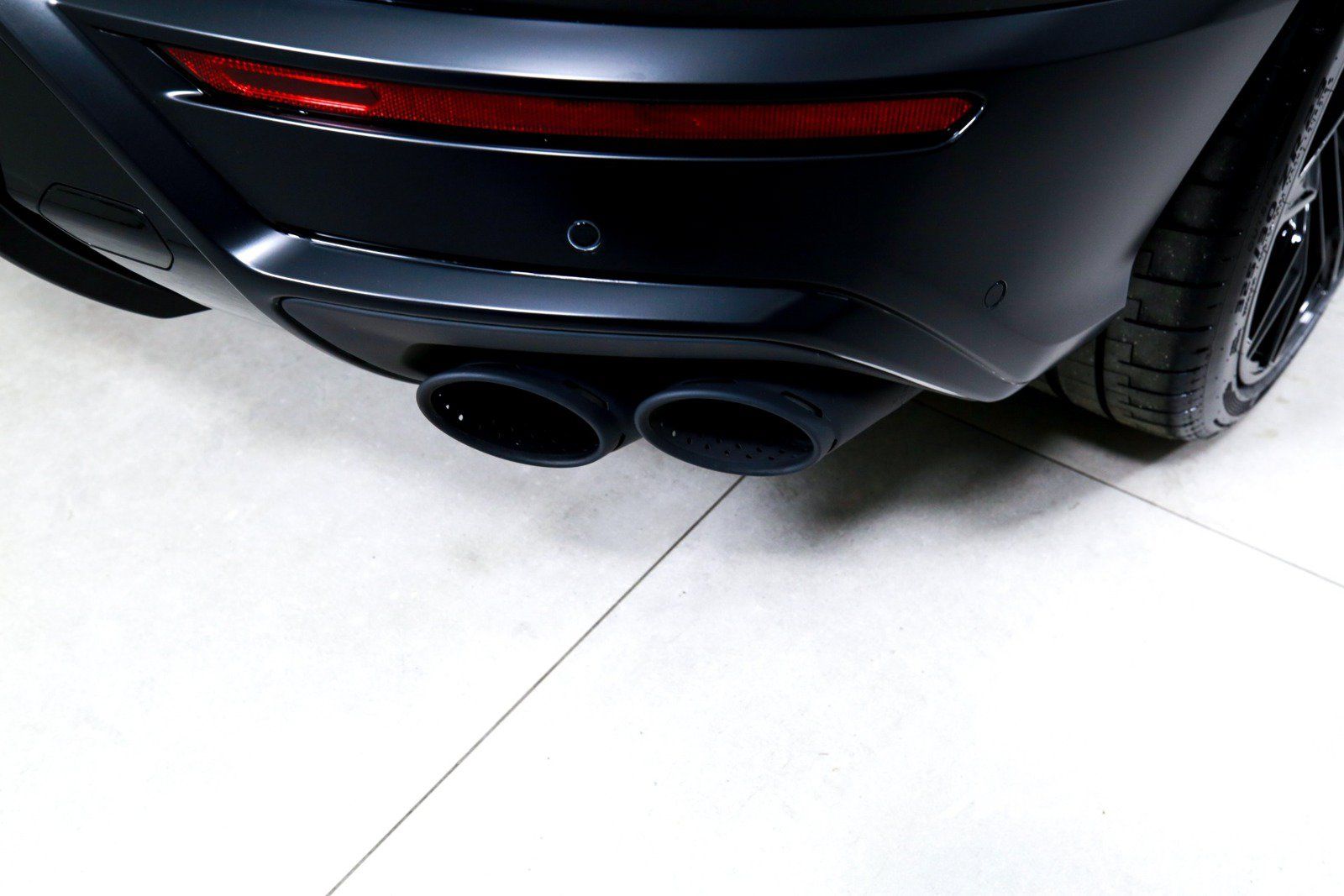 Used 2025 Lamborghini Urus S AWD/4WD image 43