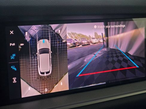Certified 2025 Porsche Cayenne S AWD/4WD image 46