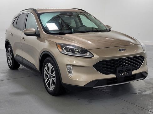 Used 2021 Ford Escape SEL w/ Technology Package image 2