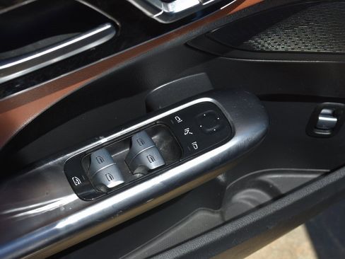 Used 2024 Mercedes-Benz C 300 C 300 image 30