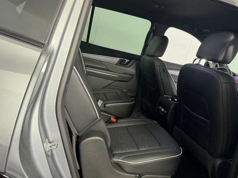 Used 2026 Buick Enclave Sport Touring FWD image 29