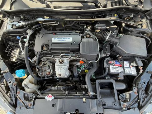 Used 2015 Honda Accord EX image 56