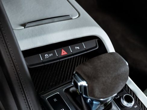 Used 2023 Audi R8 V10 performance AWD/4WD image 19