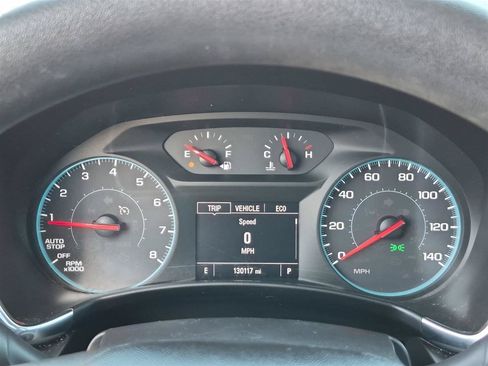 Used 2018 Chevrolet Equinox LS FWD image 20