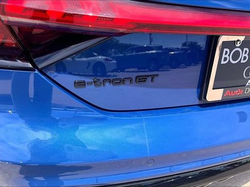 Used 2023 Audi e-tron GT Prestige w/ Prestige Package AWD/4WD image 33