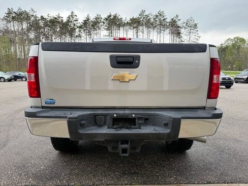 Used 2011 Chevrolet Silverado 3500 LT w/ Interior Plus Package AWD/4WD image 5