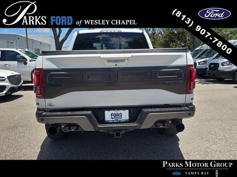 Used 2018 Ford F150 Raptor w/ Equipment Group 802A Luxury AWD/4WD image 5