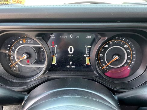 Used 2025 Jeep Gladiator Sport w/ Premium Package AWD/4WD image 20