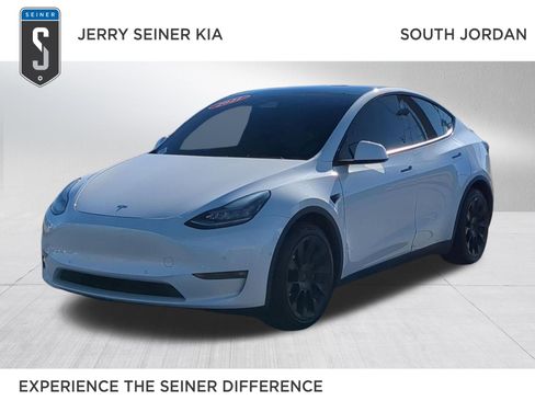 Used 2021 Tesla Model Y Long Range image 1