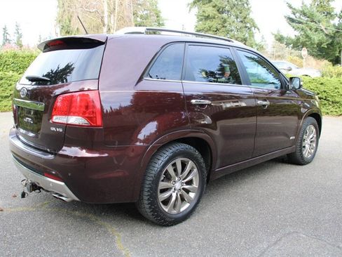Used 2012 Kia Sorento SX image 3
