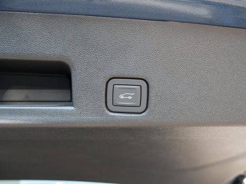 New 2026 Chevrolet Traverse LT w/ Enhanced Driving Package image 28