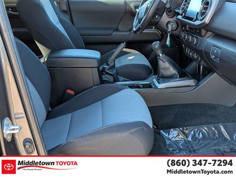 Used 2023 Toyota Tacoma TRD Sport image 32