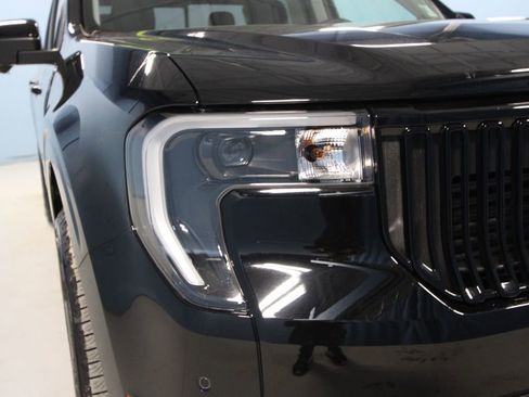 Used 2025 Ford Maverick Lobo image 39