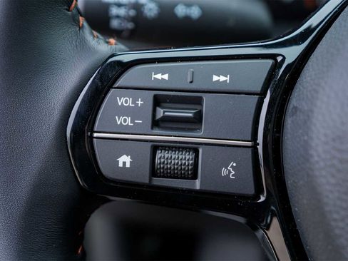 Used 2026 Honda HR-V Sport image 25