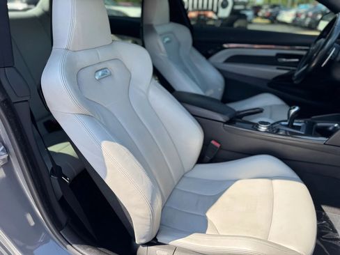 Used 2017 BMW M4 Coupe RWD image 23