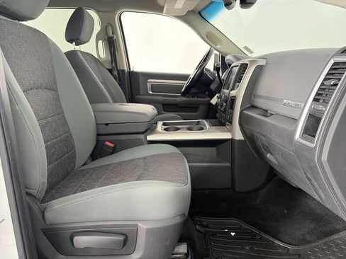 Used 2017 RAM 2500 Big Horn image 31