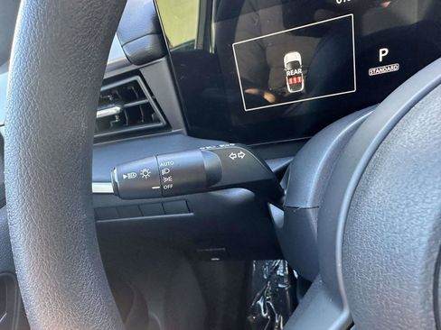 Used 2025 Nissan Kicks S image 27