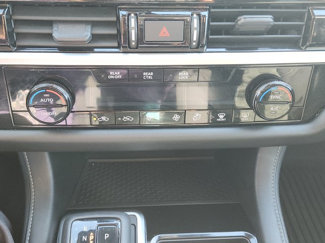 Used 2022 Nissan Pathfinder S AWD/4WD image 8