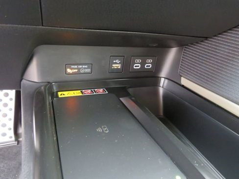 Certified 2026 Toyota Camry SE w/ Convenience Package image 25