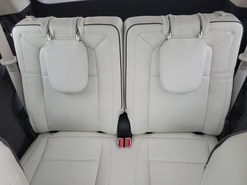 Certified 2023 Lincoln Aviator Black Label w/ Dynamic Handling Package AWD/4WD image 50