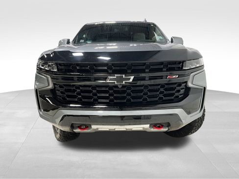 Used 2023 Chevrolet Tahoe Z71 w/ Luxury Package image 2