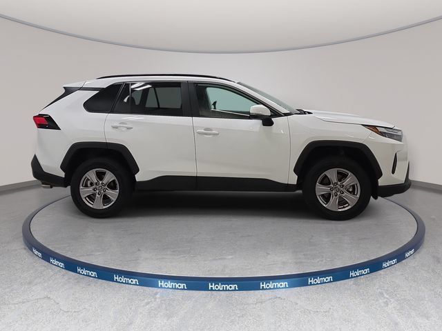 Certified 2025 Toyota RAV4 XLE AWD/4WD image 4