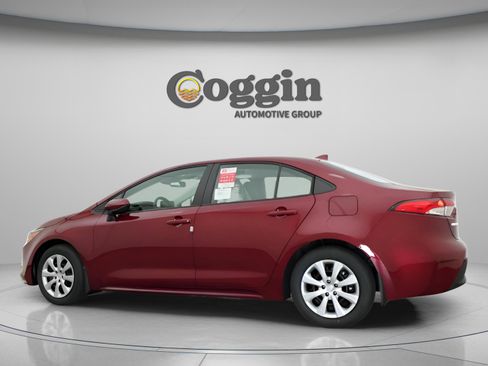 New 2026 Toyota Corolla LE FWD image 7