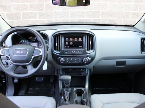 Used 2021 GMC Canyon Elevation Standard w/ Convenience Package AWD/4WD image 39
