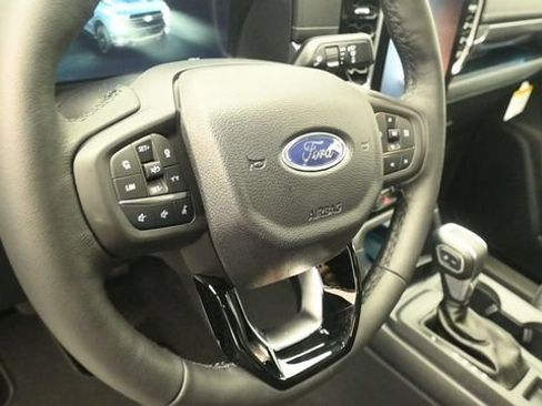 New 2026 Ford Ranger Lariat w/ FX4 Off-Road Package AWD/4WD image 15