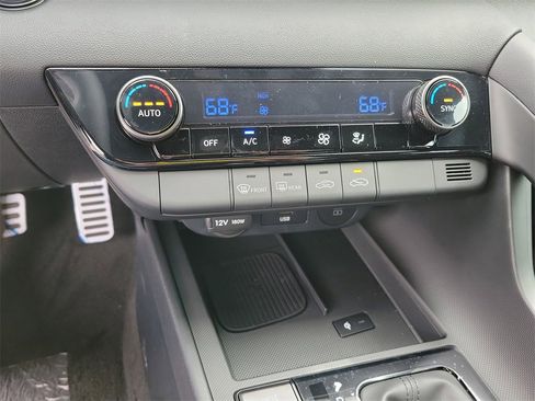 New 2026 Hyundai Elantra Sport image 27