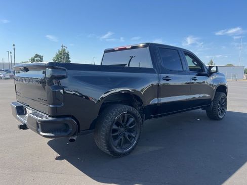 Certified 2025 Chevrolet Silverado 1500 Custom w/ LPO, Dark Essentials Package RWD image 4