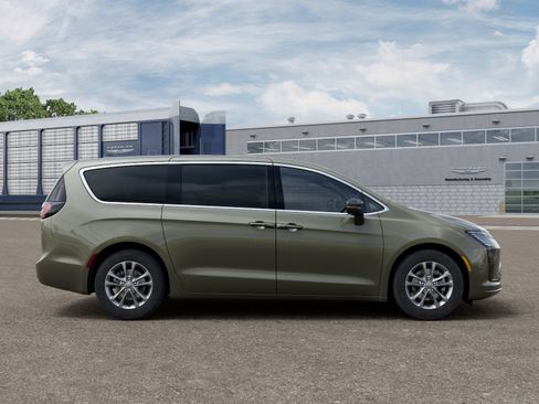 New 2027 Chrysler Pacifica Select FWD image 50
