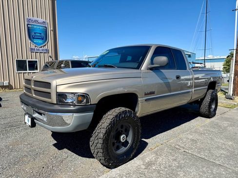 Used 2002 Dodge Ram 2500 Truck 4x4 Quad Cab image 1