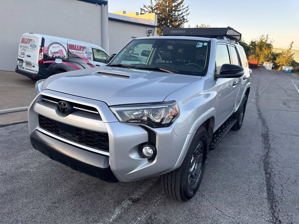 Used 2020 Toyota 4Runner Venture w/ Moonroof Package AWD/4WD image 50