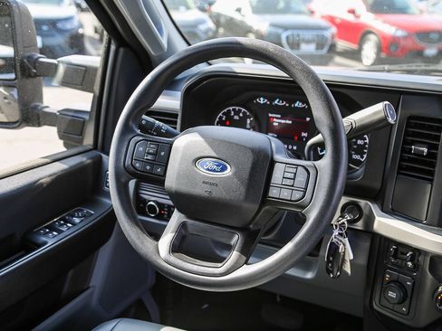 Used 2024 Ford F250 XL w/ 360-Degree Camera Package AWD/4WD image 16